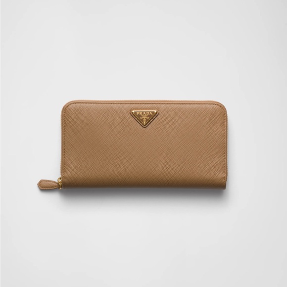 Prada zip around continental wallet - Picture 1 of 8